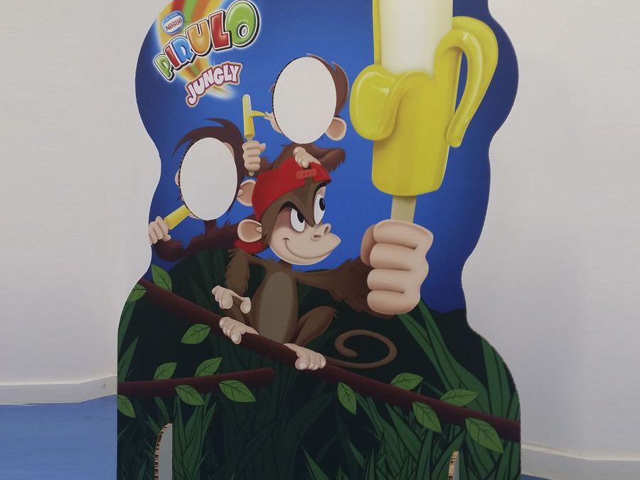 Trabajo de elementos de cartón y PLV de Vinilarte (6)